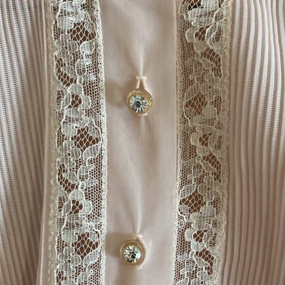 Light Pink and Lace Sheer Vintage Blouse - Picture 3 of 7